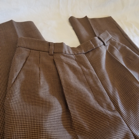 SOLD - Picture 2 of 16